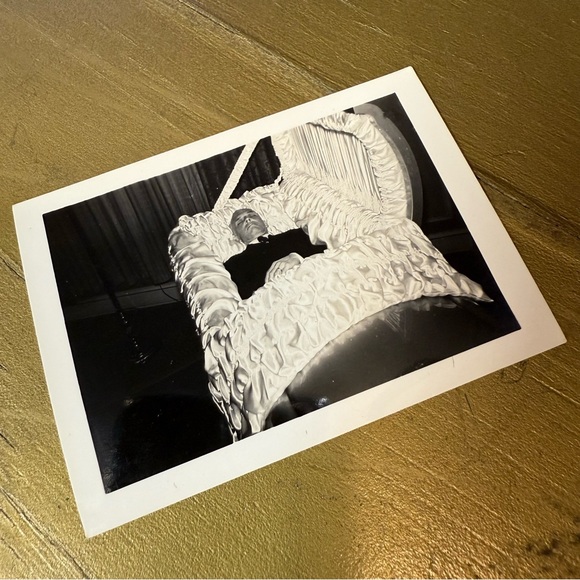 Vintage Post Mortem Coffin Photo Picture Photograph - Picture 3 of 5